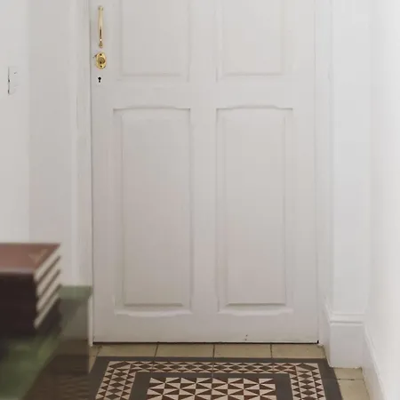 El Jostel Nocleg ze śniadaniem 2*